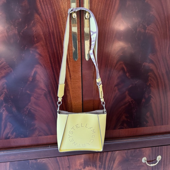 NWT Stella Mccartney  Perforated Logo Faux-Leather Shoulder Bag - Banana - Picture 14 of 15